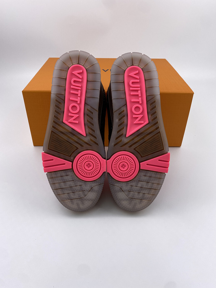 LV TRAINER SNEAKER