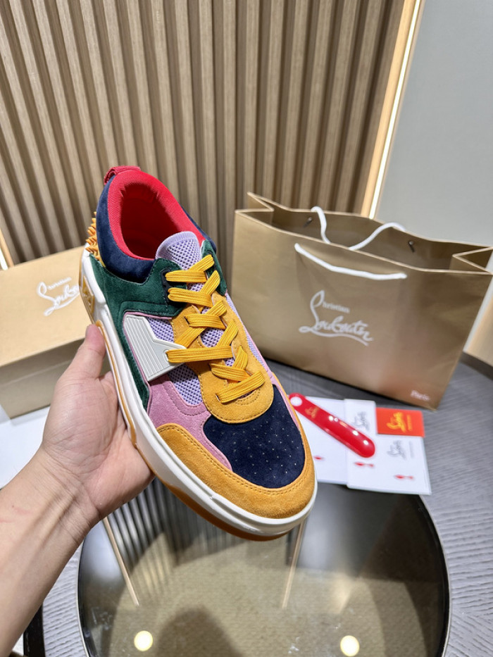 CLBSNEAKER