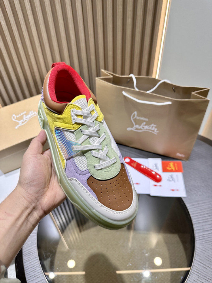 CLBSNEAKER