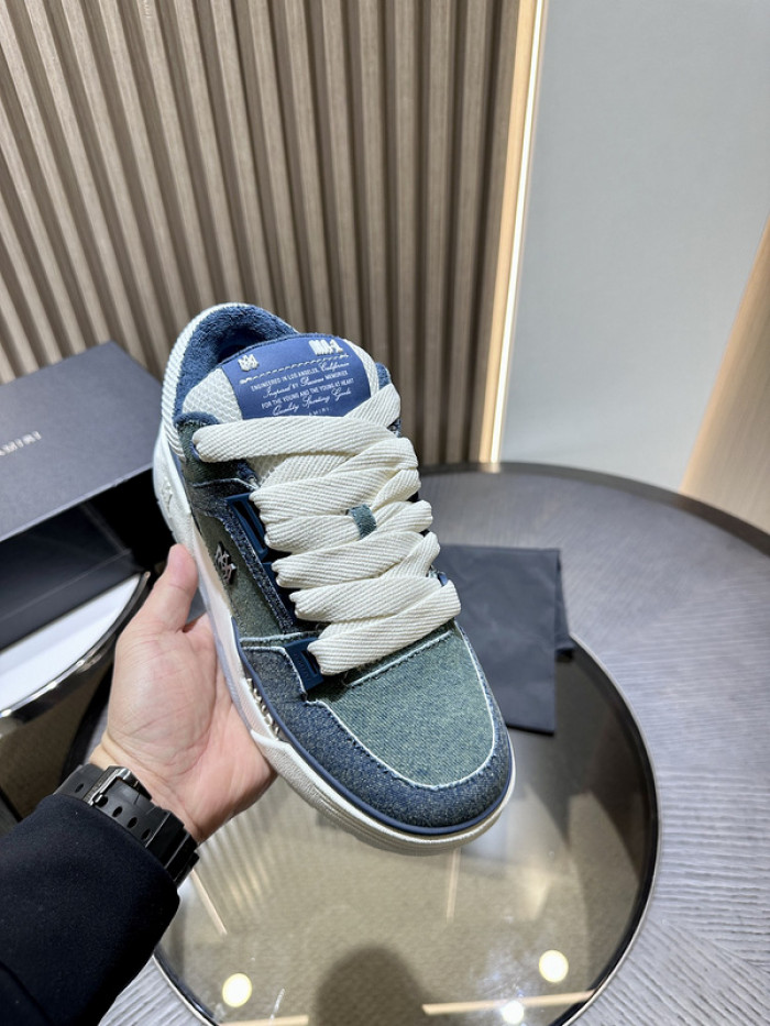 AR1M1 Sneaker MA1