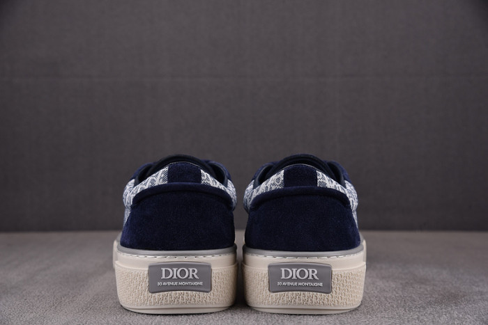 DR B33 SNEAKER