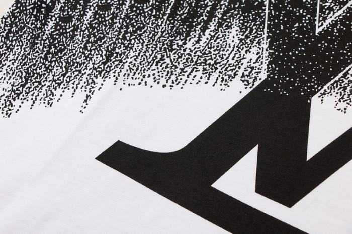 L.V T-SHIRT 24062629