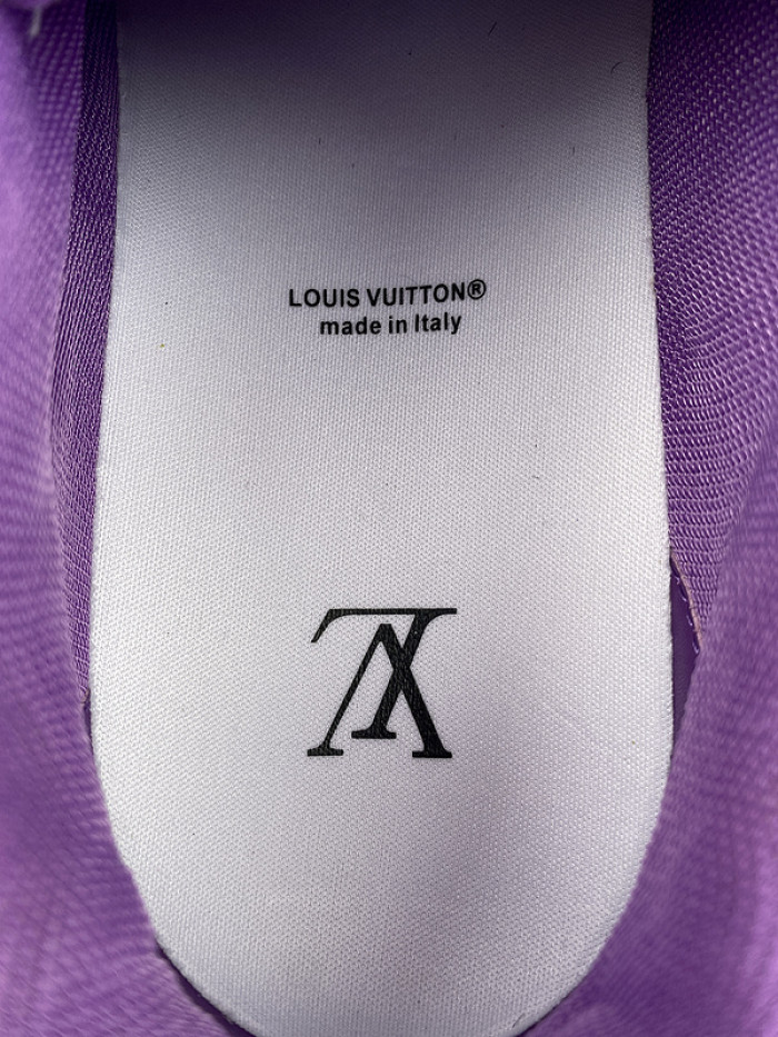 LV TRAINER SNEAKER
