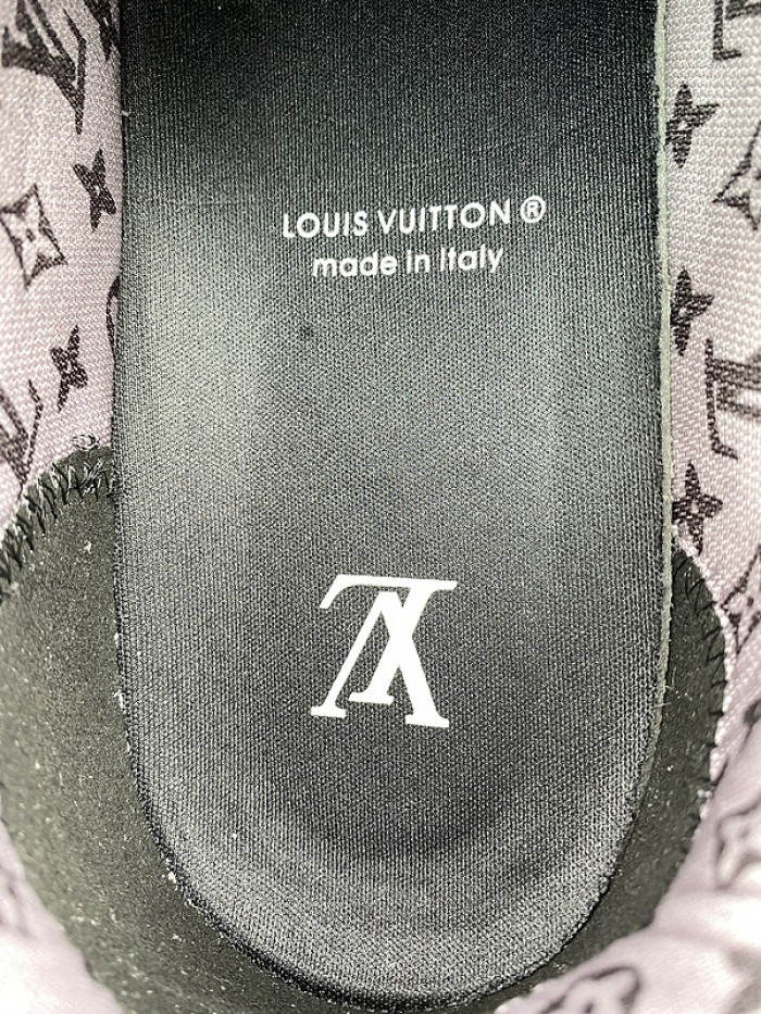 LV SKATE SNEAKER