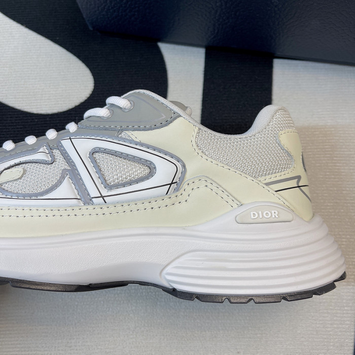 DR B30 Sneakers