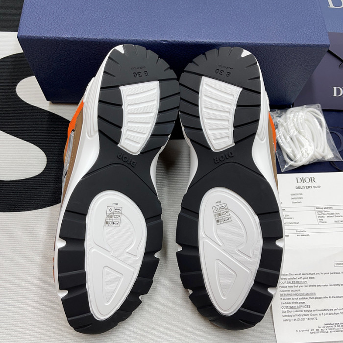 DR B30 Sneakers