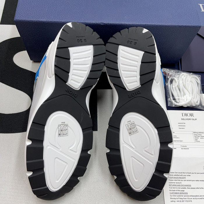 DR B30 Sneakers