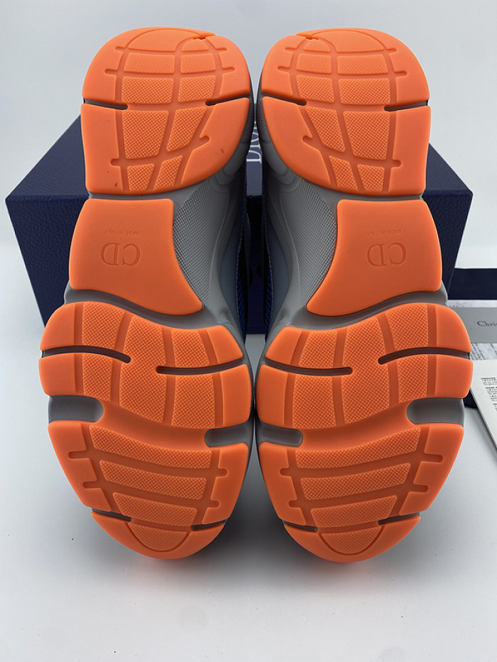 DR B22 SNEAKER