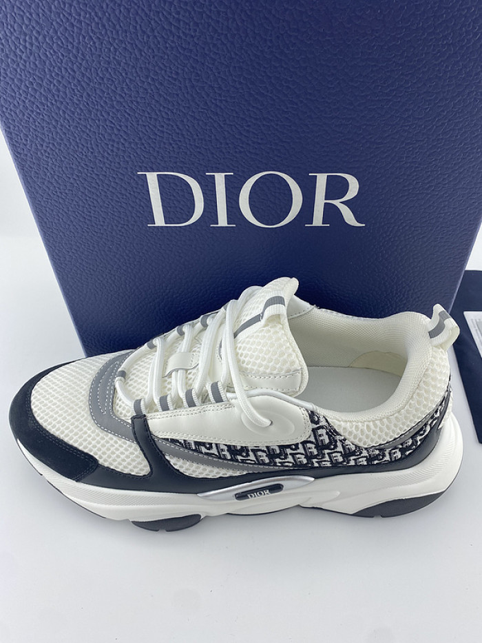 DR B22 SNEAKER