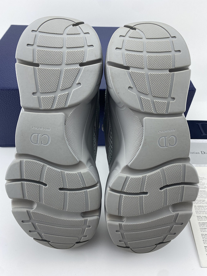 DR B22 SNEAKER