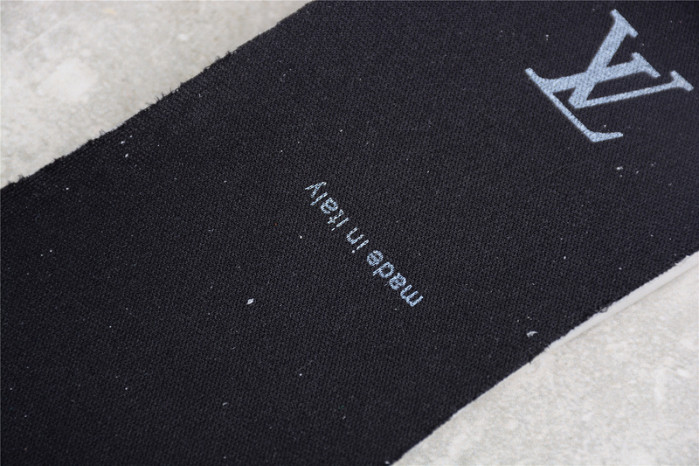 LV TRAINER SNEAKER LOW