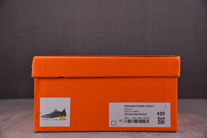H**mes bouncing sneaker
