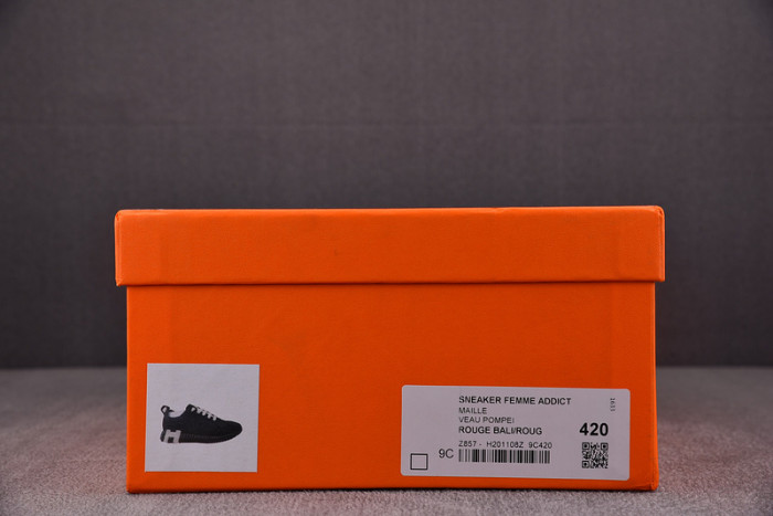 H**mes bouncing sneaker