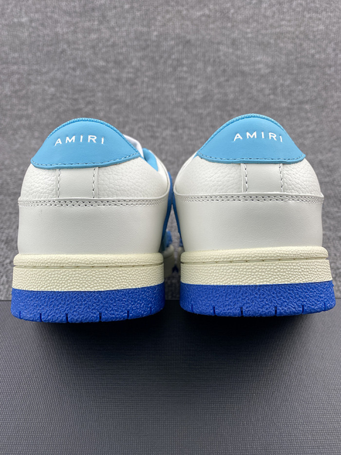 AR1M1 Low-Top Sneaker
