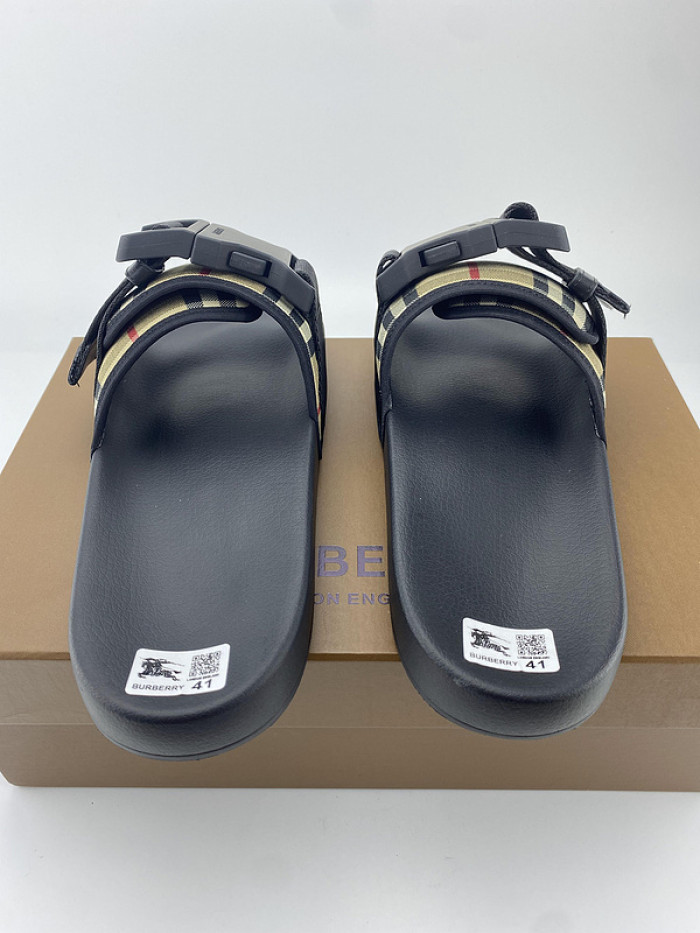 BUBERY SLIPPERS