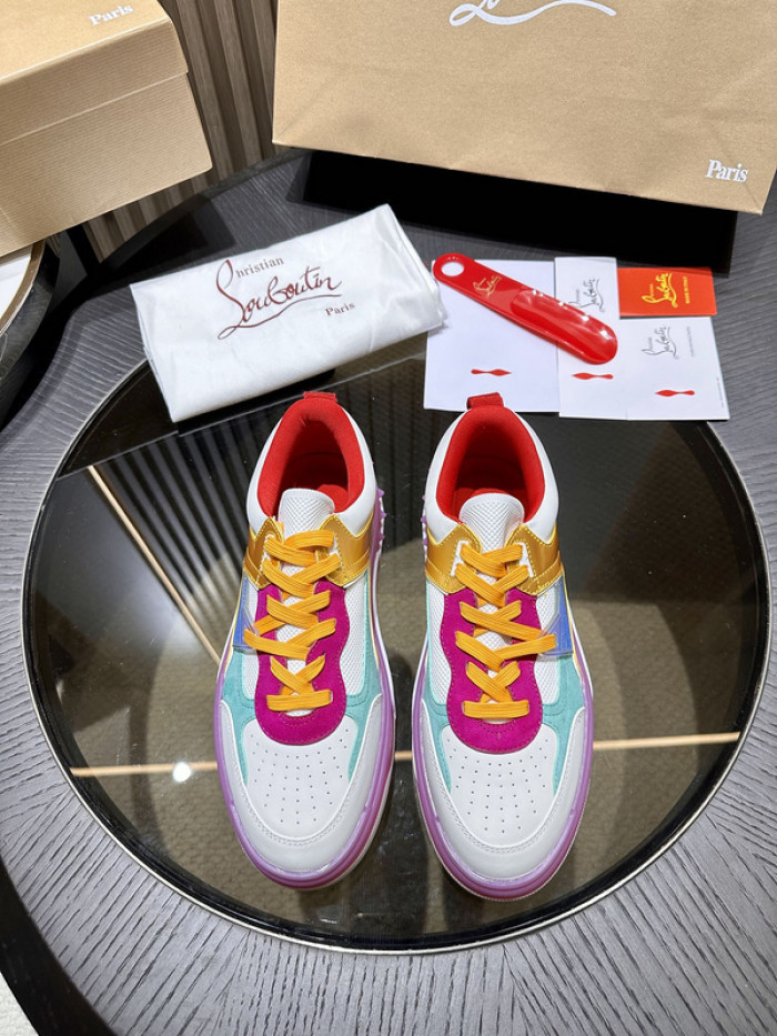 CLBSNEAKER
