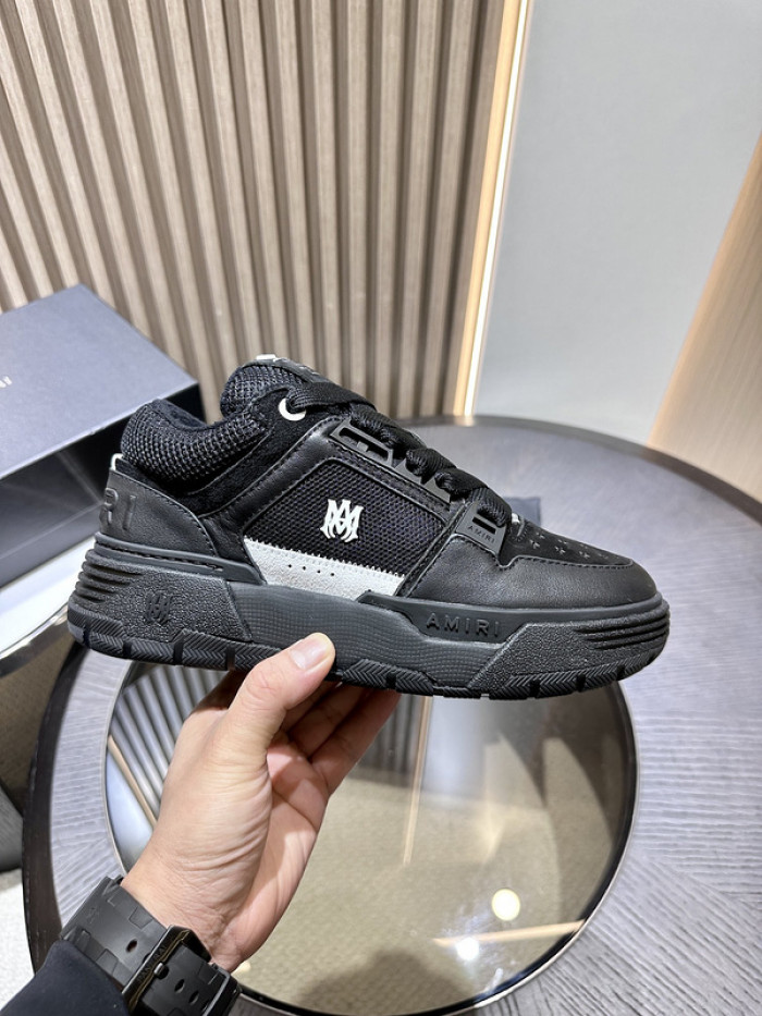 AR1M1 Sneaker MA1