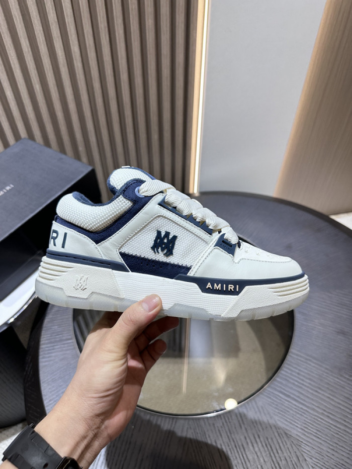 AR1M1 Sneaker MA1