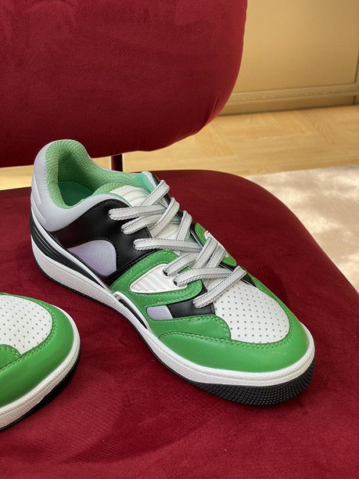 Gucc Sneakers