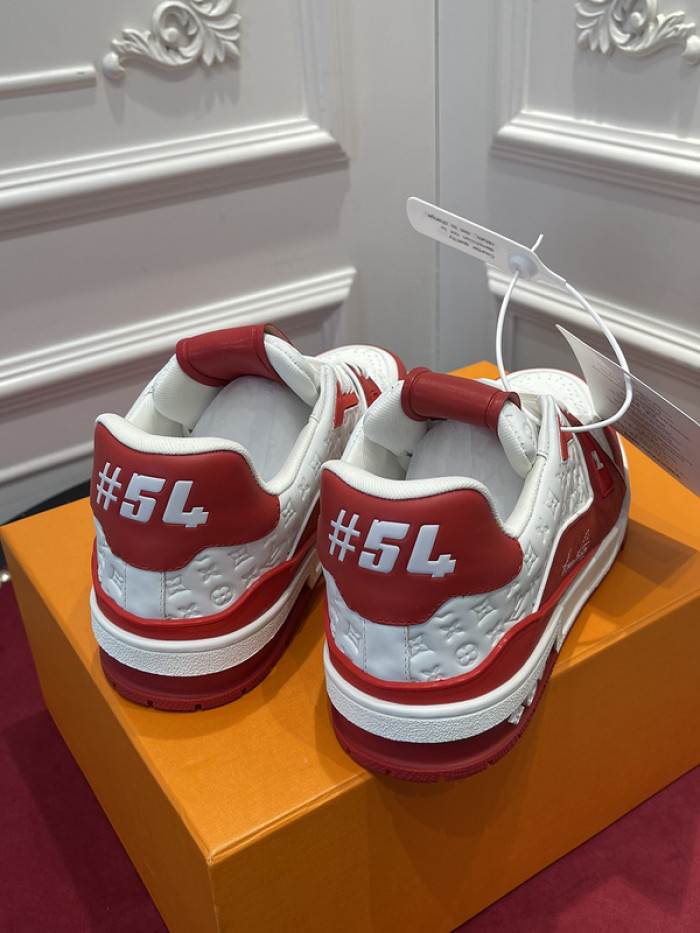 LV TRAINER SNEAKER