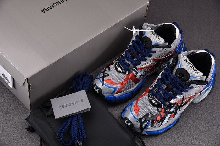 BLCG RUNNER SNEAKER 677403 W3RB6 1264