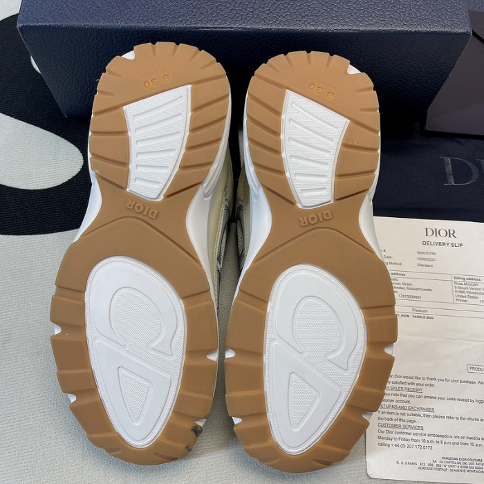 DR B30 Sneakers