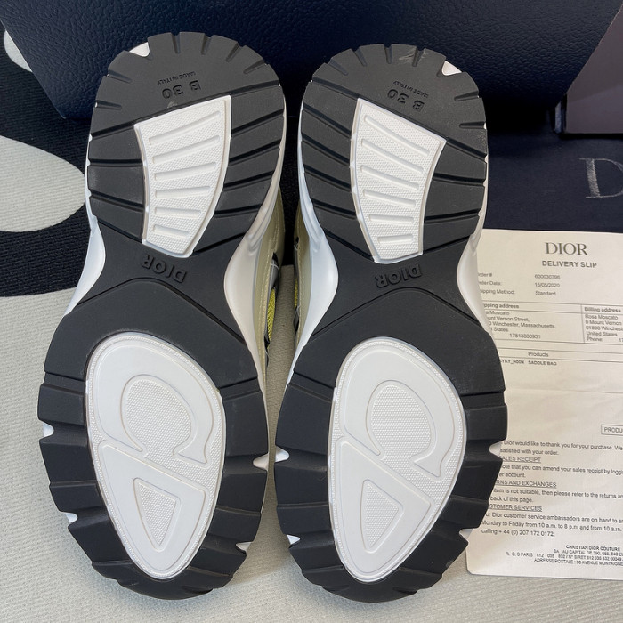 DR B30 Sneakers