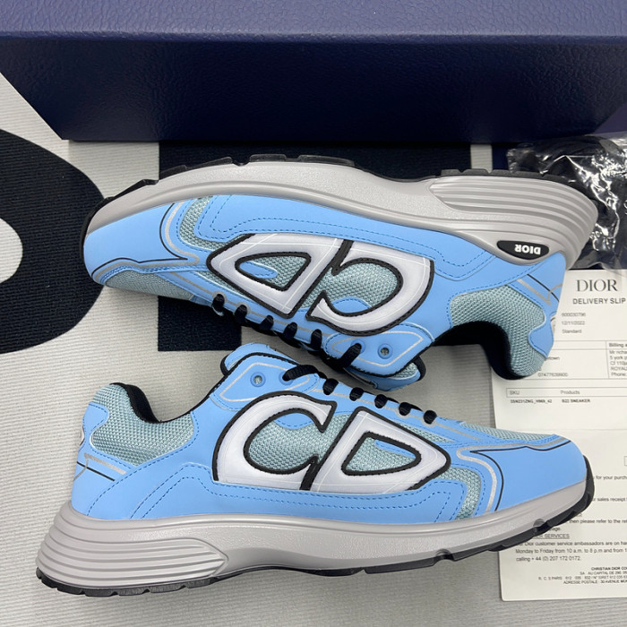 DR B30 Sneakers