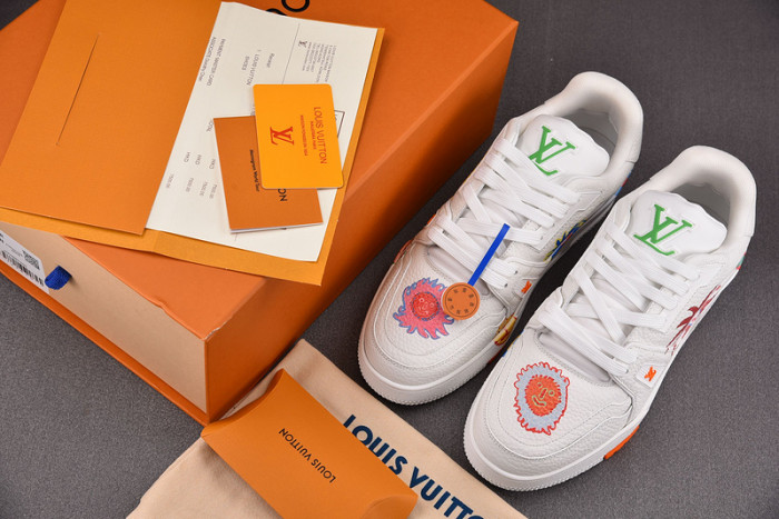 LV TRAINER SNEAKER