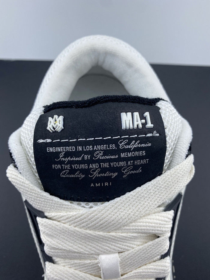 AR1M1 Sneaker MA1