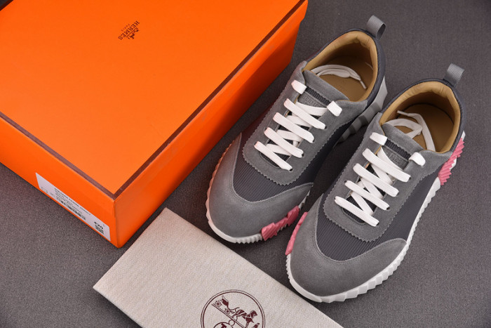 H**mes bouncing sneaker