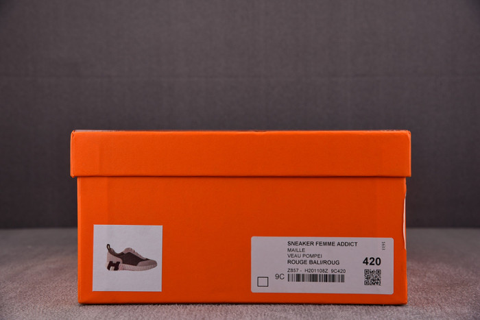 H**mes bouncing sneaker
