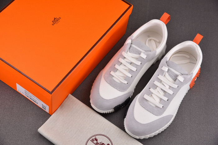 H**mes bouncing sneaker