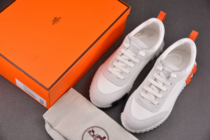 H**mes bouncing sneaker