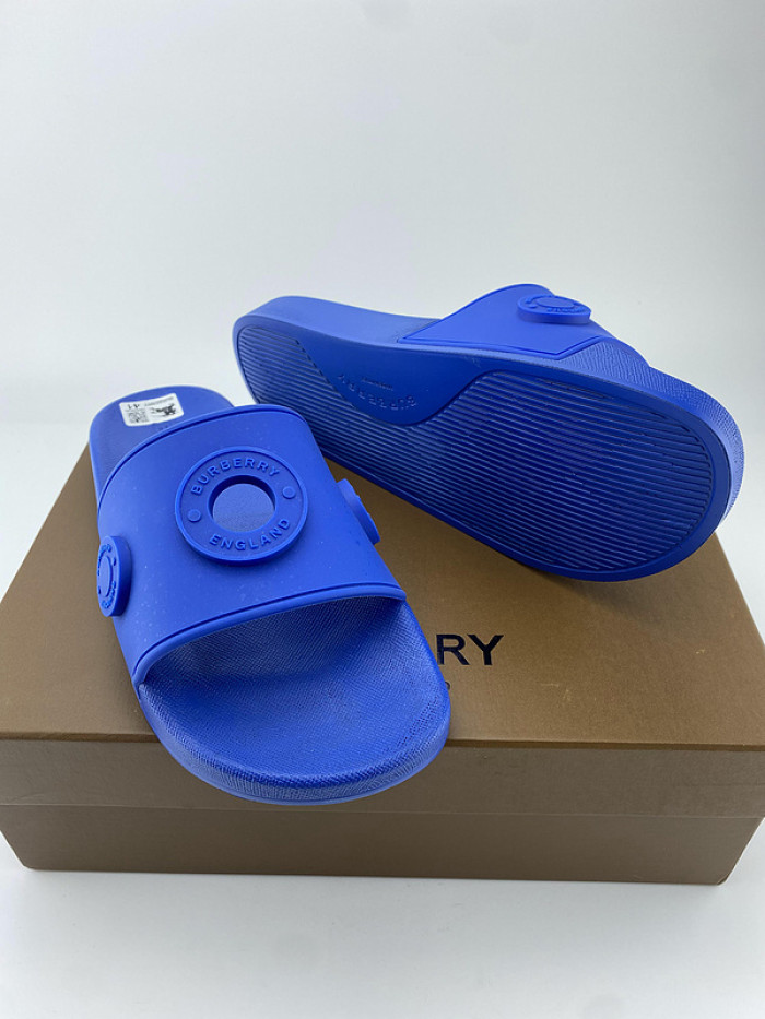 BUBERY SLIPPERS