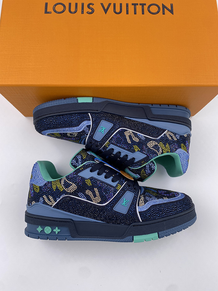 LV TRAINER SNEAKER