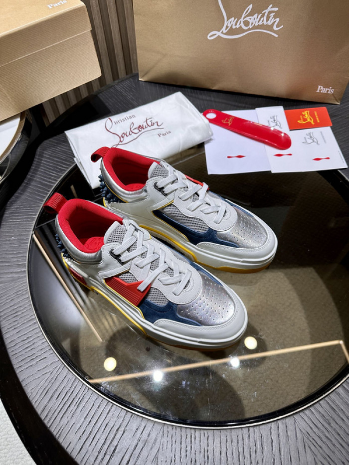 CLBSNEAKER