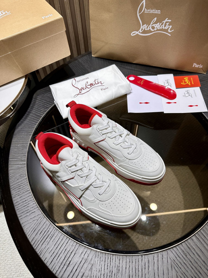 CLBSNEAKER