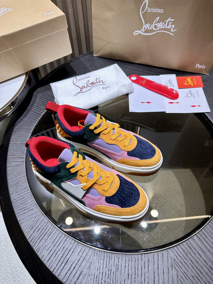 CLBSNEAKER