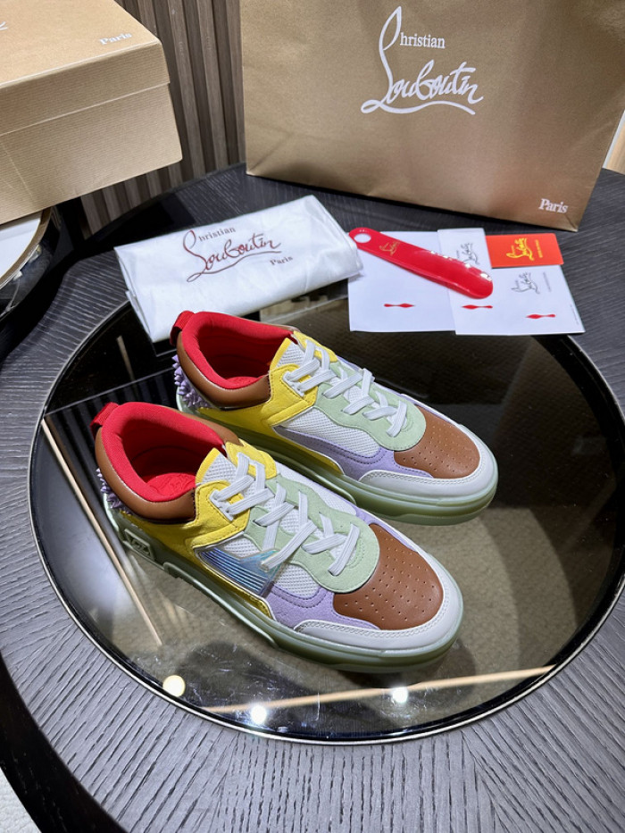 CLBSNEAKER