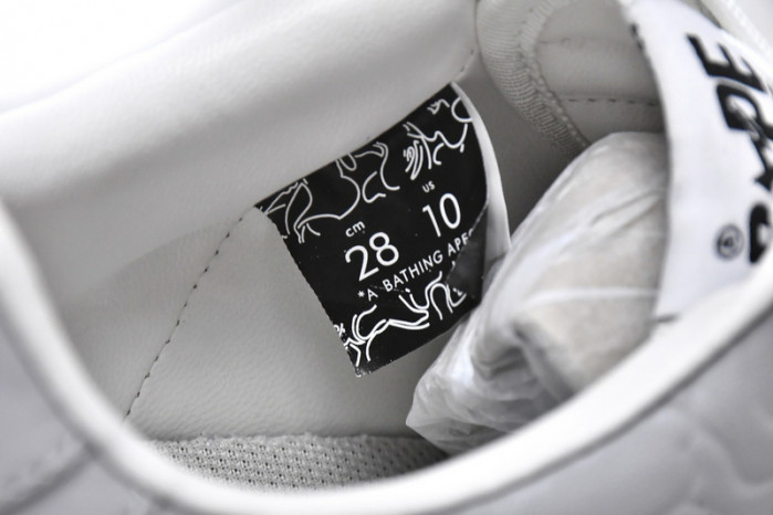 B*PE SNEAKER