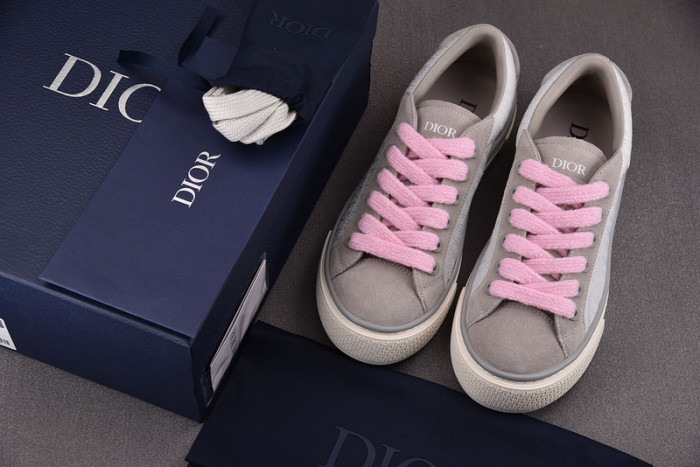 DR B33 SNEAKER