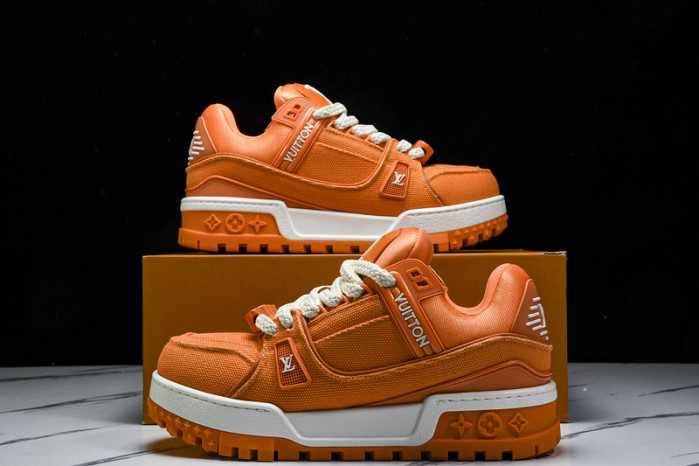 LV TRAINER Maxxi SNEAKER 24070401