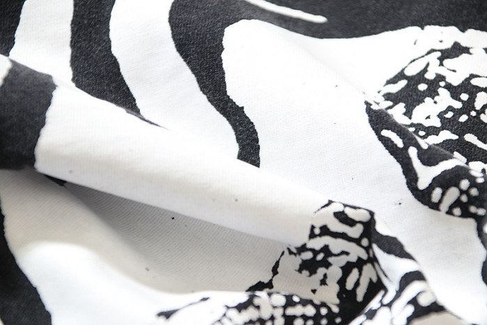 He11star T-shirt 24043015