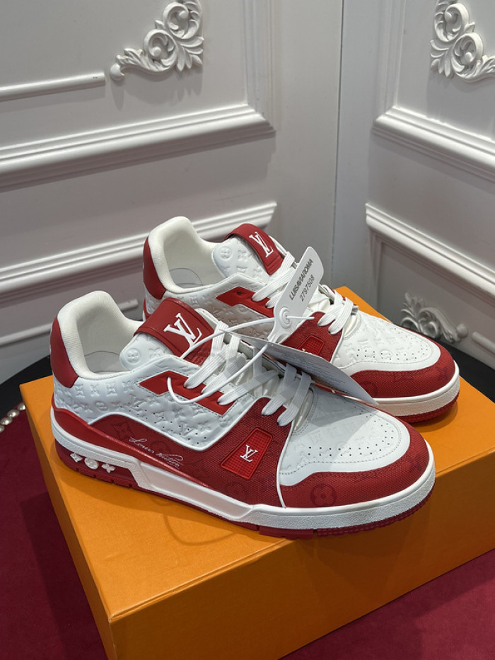 LV TRAINER SNEAKER
