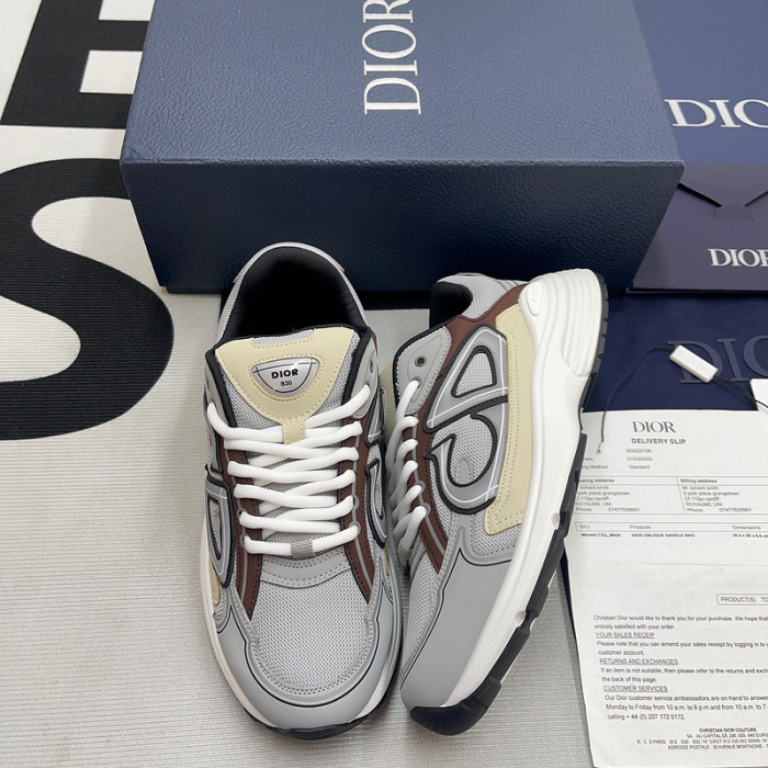 DR B30 Sneakers