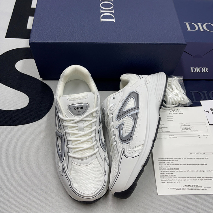 DR B30 Sneakers