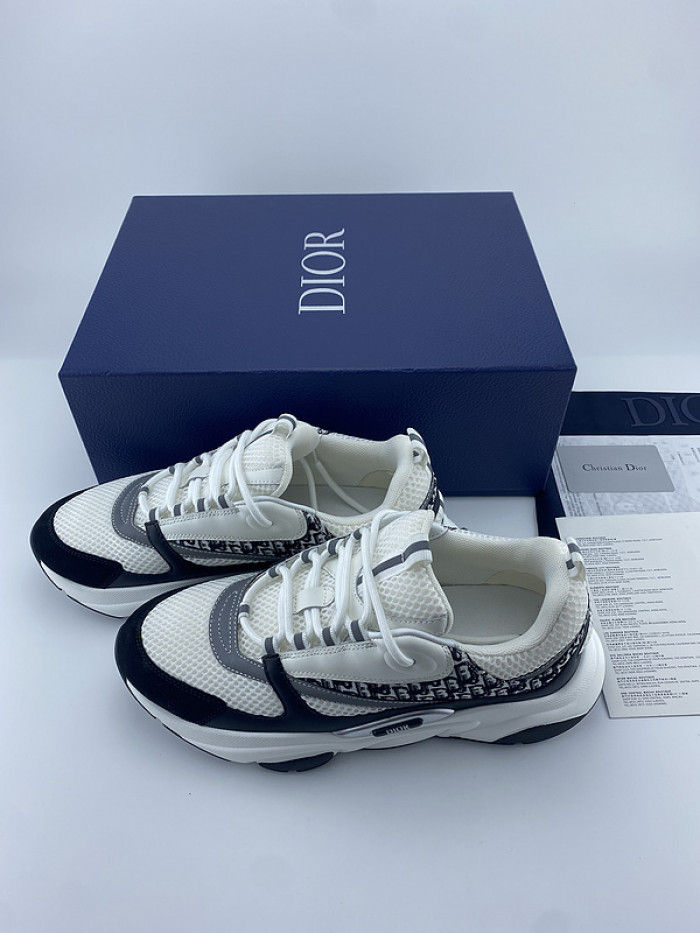 DR B22 SNEAKER