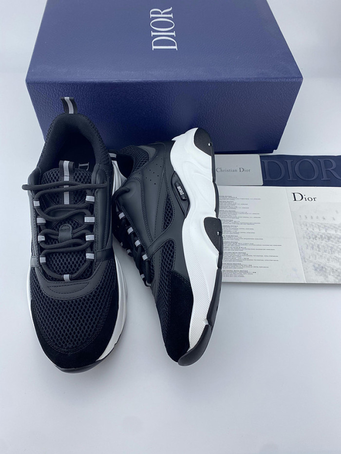 DR B22 SNEAKER
