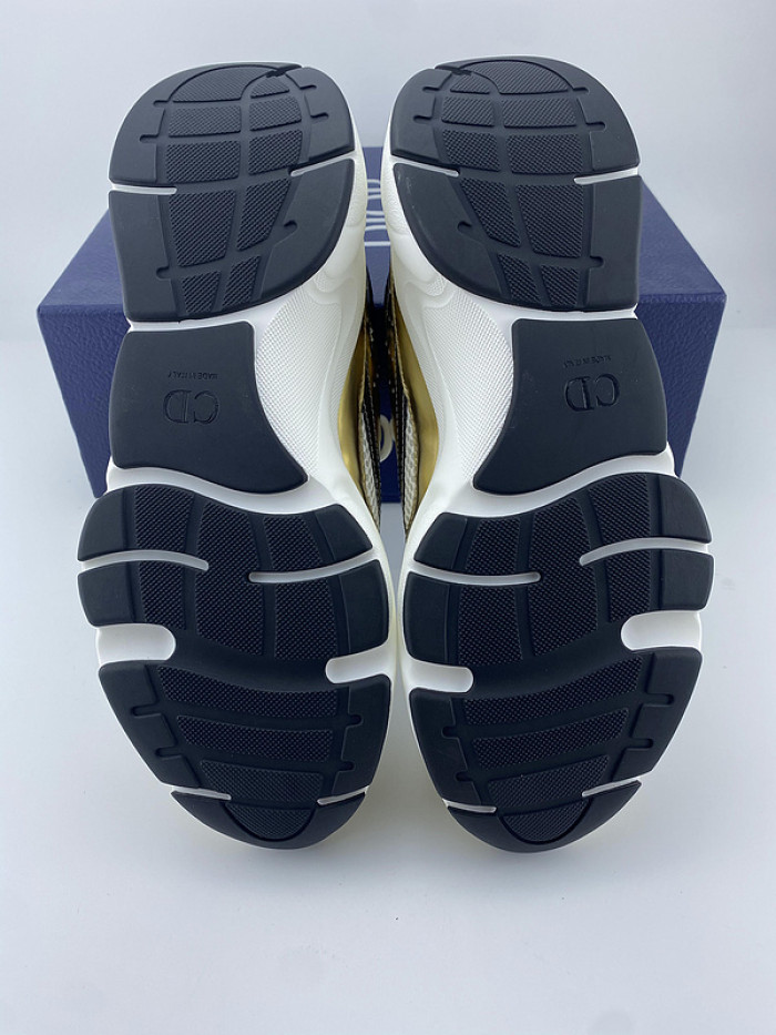 DR B22 SNEAKER